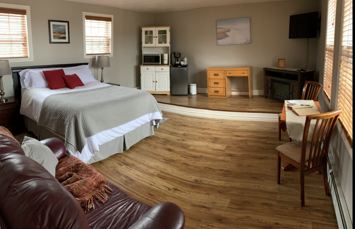 Alma Shore Lane Suites and Cottages / ExploreNB / Tourism New Brunswick